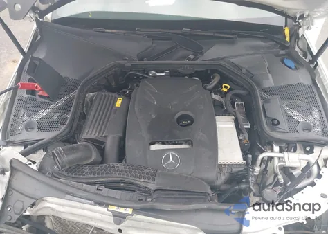 2018 Mercedes-Benz C 300 4Matic из США, поврежденный, VIN WDDWF4KB4JR396919